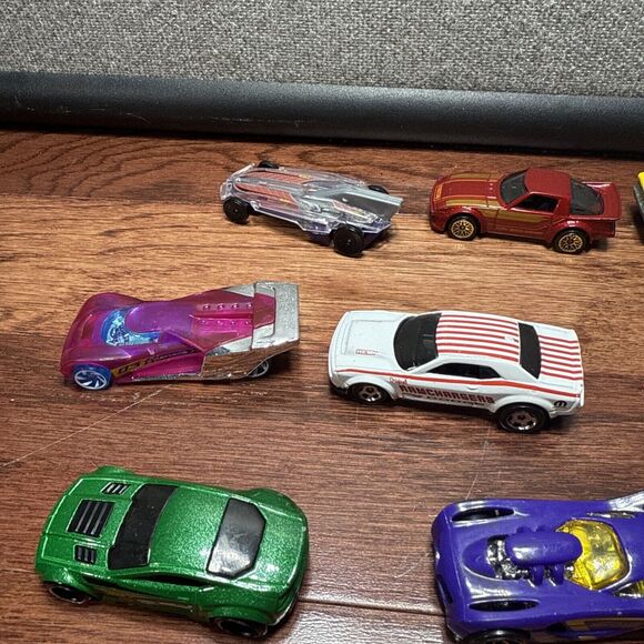 Lot of 9 - Mattel Hot Wheels Diecast Vehicle Cars Loose - Picture 11 of 12